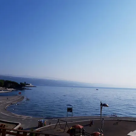 Kvarner Bucht Auf Der Hand Daire Opatija